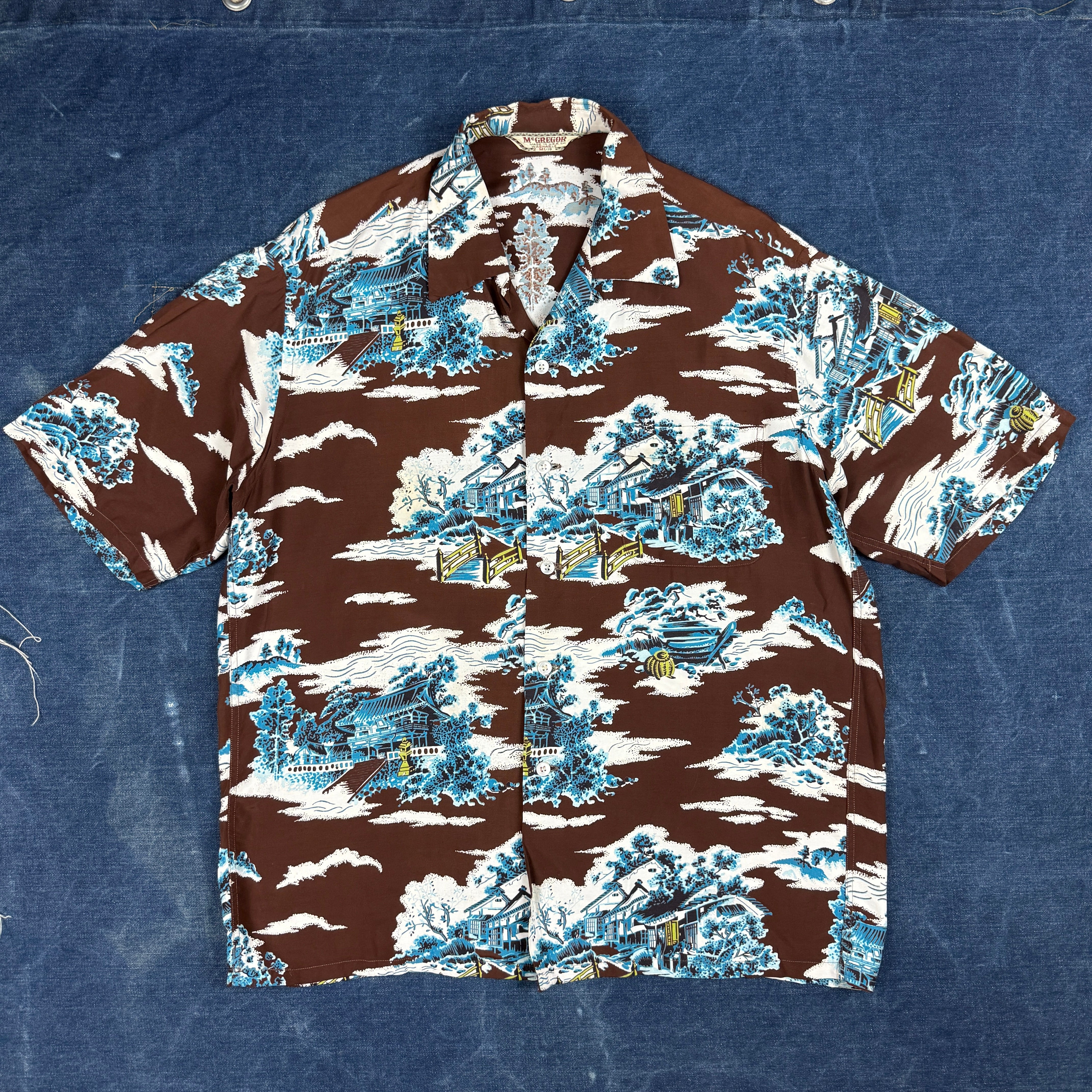 McGregor 1950s Hawaiian Pagoda Aloha Shirt