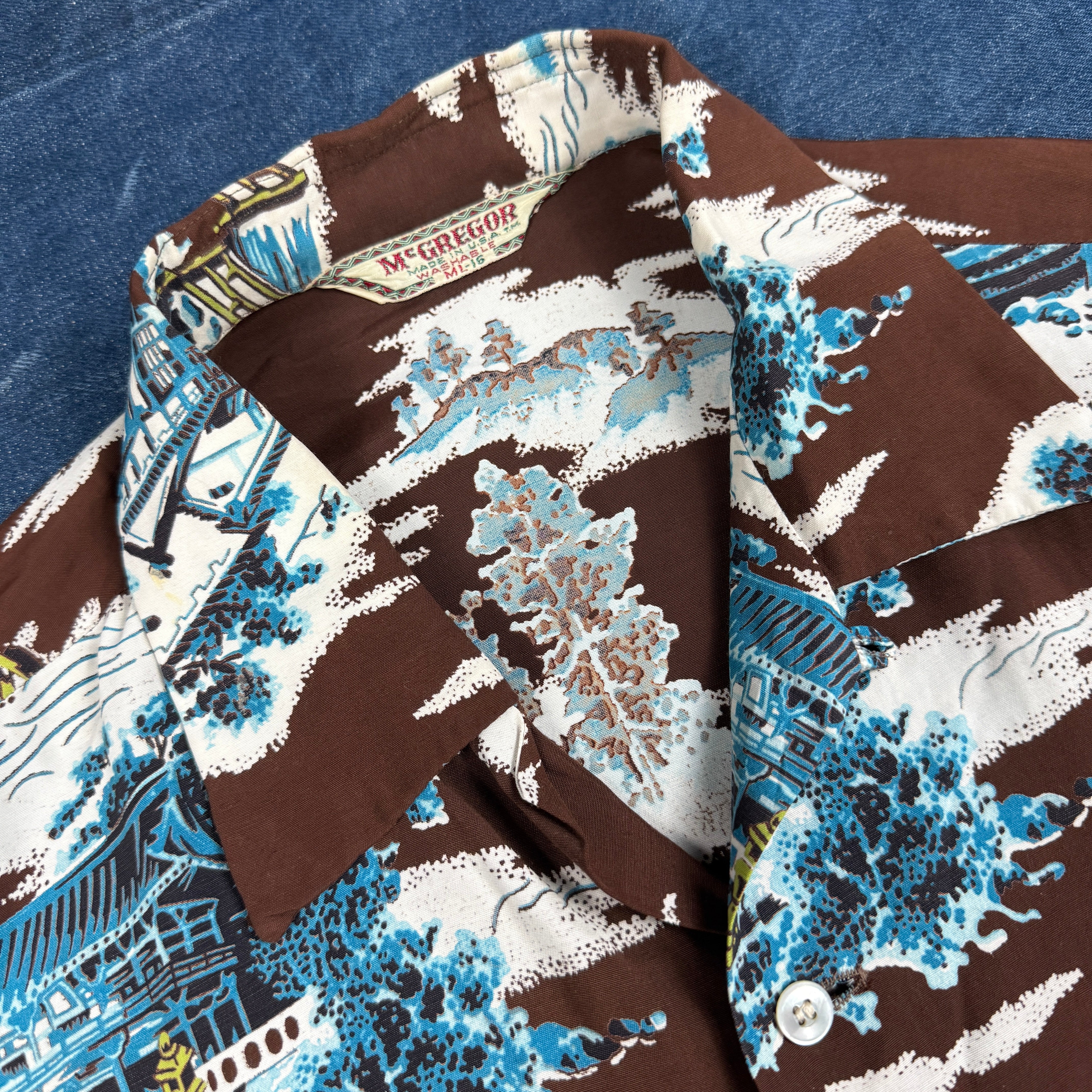 McGregor 1950s Hawaiian Pagoda Aloha Shirt