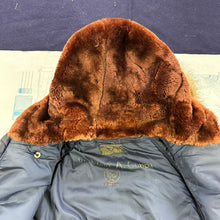 Load image into Gallery viewer, USAF 1951 First Pattern N-3A Parka with Brown Fur Hood - Mint Condition
