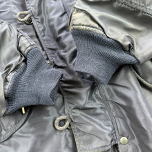 Load image into Gallery viewer, USAF 1951 First Pattern N-3A Parka with Brown Fur Hood - Mint Condition

