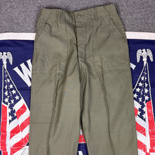 Load image into Gallery viewer, US Army Vietnam 1975 OG107 Pants - Deadstock - Size 33
