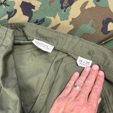 Load image into Gallery viewer, US Army Vietnam 1966 OG107 Pants - Deadstock - Size 34
