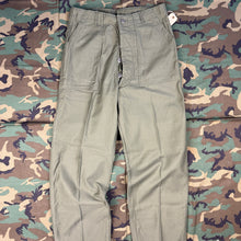 Load image into Gallery viewer, US Army Vietnam 1966 OG107 Pants - Deadstock - Size 34
