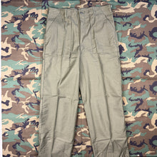 Load image into Gallery viewer, US Army Vietnam 1968 OG107 Pants - Deadstock - Size 36
