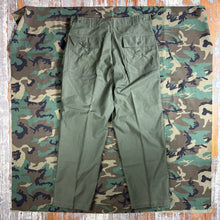 Load image into Gallery viewer, US Army 1964 First Pattern OG107 Pants - Deadstock - Size36
