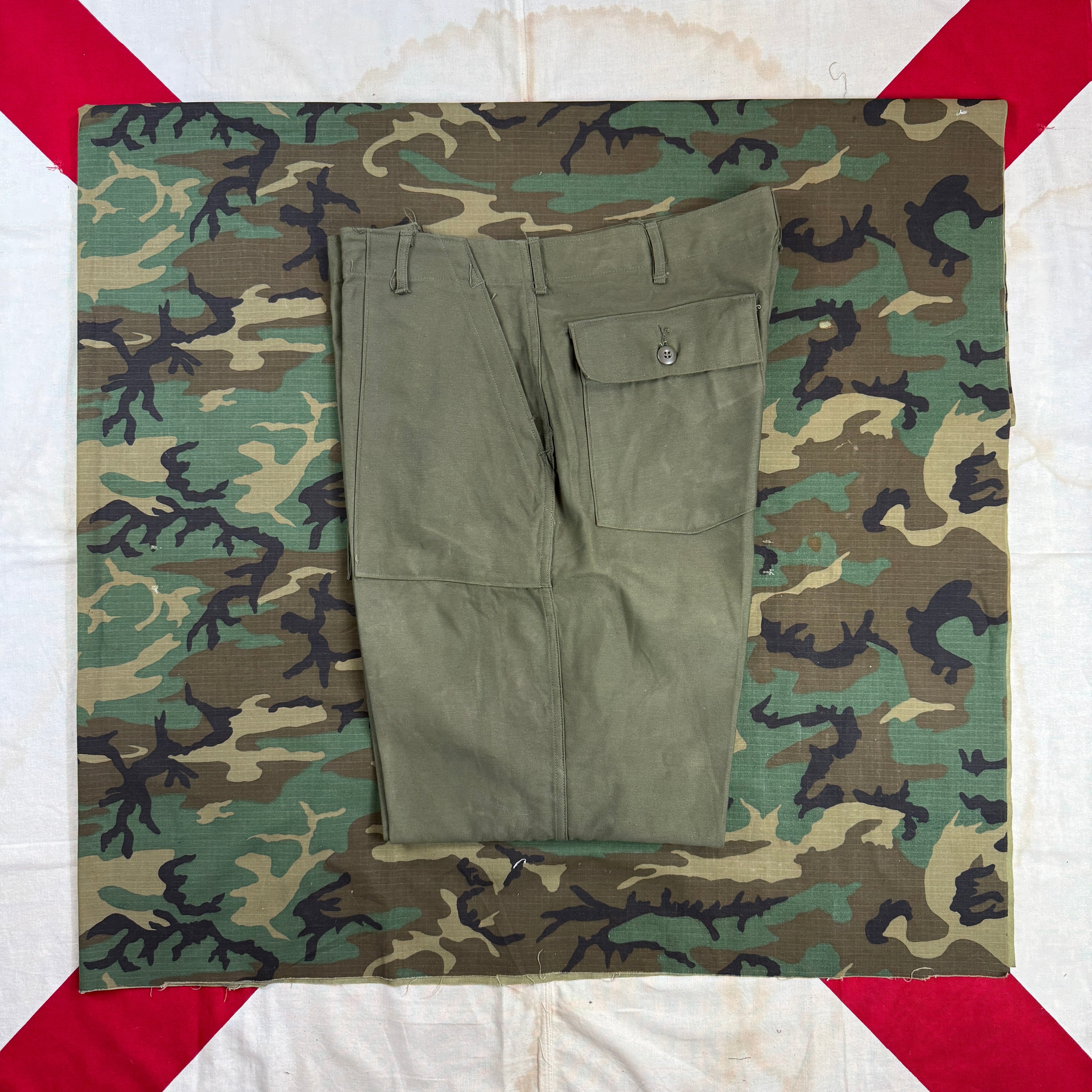 US Army Vietnam 1975 OG107 Pants - Deadstock - Size 38!