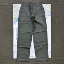 Load image into Gallery viewer, US Army Vietnam 1966 OG107 Pants - Deadstock - Size 33
