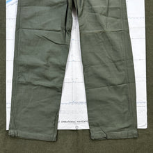 Load image into Gallery viewer, US Army Vietnam 1966 OG107 Pants - Deadstock - Size 33
