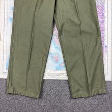 Load image into Gallery viewer, US Army Vietnam 1969 OG107 Pants - Deadstock - Size 32
