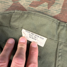 Load image into Gallery viewer, US Army Vietnam 1966 OG107 Pants - Deadstock - Size 32
