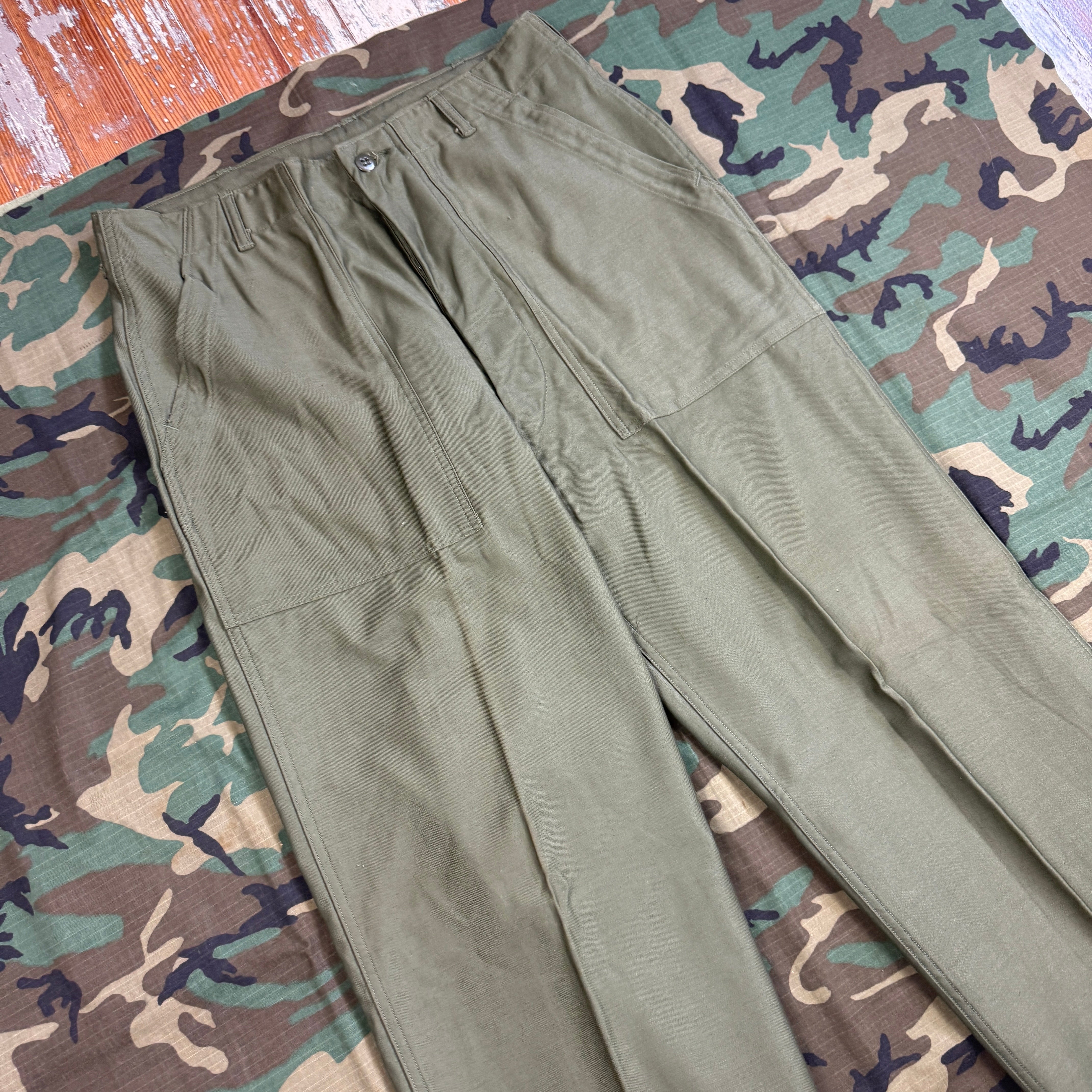 US Army Vietnam 1965 OG107 Pants - Deadstock - Size 33