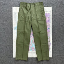 Load image into Gallery viewer, US Army Vietnam 1963 OG107 Pants - Deadstock - Size 34
