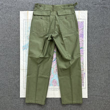 Load image into Gallery viewer, US Army Vietnam 1963 OG107 Pants - Deadstock - Size 34
