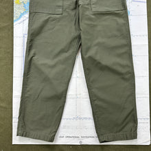 Load image into Gallery viewer, US Army Vietnam OG107 Pants - Deadstock - Size 33
