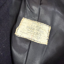 Load image into Gallery viewer, US Navy Mid WW2 Peacoat - Mint Condition - Size 38
