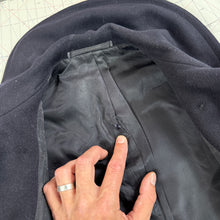 Load image into Gallery viewer, US Navy Late WW2 Peacoat - Mint Condition - Size 38
