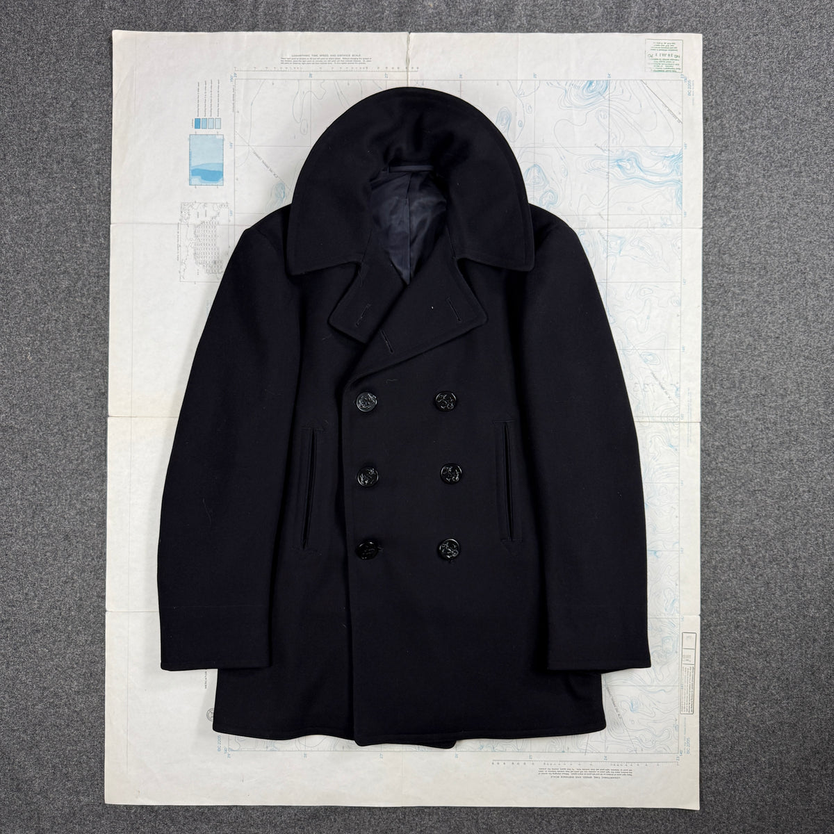 US Navy WW2 Peacoat - Mint Condition - Size 42
