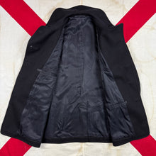 Load image into Gallery viewer, US Navy WW2 Peacoat - Mint Condition - Size 42
