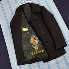 Load image into Gallery viewer, US Navy Late WW2 Peacoat with Embroidered Dragon - Size 36 - 30% OFF
