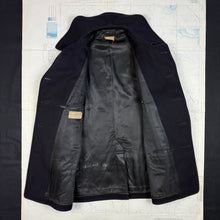 Load image into Gallery viewer, US Navy WW2 Peacoat - Mint Condition - Size 42
