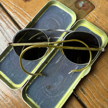 Load image into Gallery viewer, RAF 1950s Type G Flying Sunglasses
