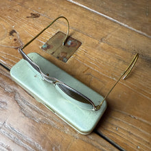 Load image into Gallery viewer, RAF 1950s Type G Flying Sunglasses
