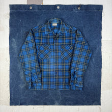 Load image into Gallery viewer, Riggs Sportswear 1950s Loop Collar Flannel Shirt - Good Condition
