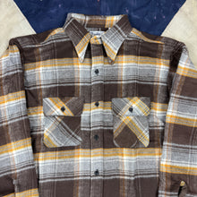 Load image into Gallery viewer, Roomy Richad 60s Flannel Shirt - Deadstock
