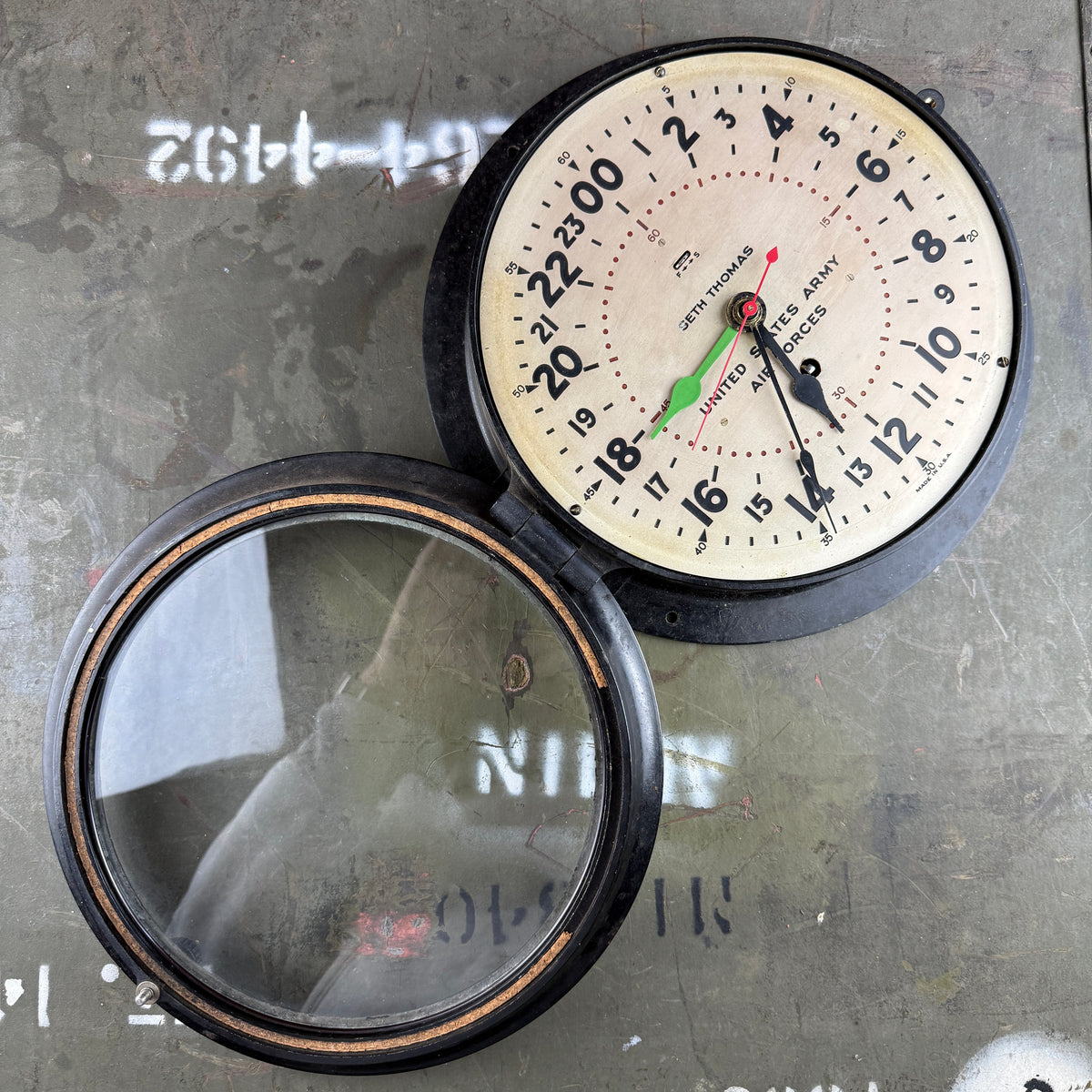 US Army Air Force 1944 Seth Thomas 24hr Clock