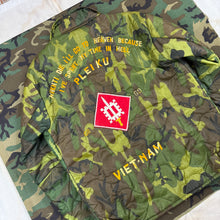 Load image into Gallery viewer, US Army 18th Engineer Brigade 1968/69 Vietnam Camo Souvenir Jacket - Mint Condition
