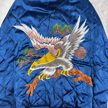Load image into Gallery viewer, 1950s Dragon &amp; Eagle Souvenir Jacket - Very Good Condition
