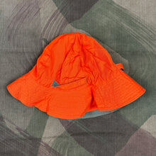 Load image into Gallery viewer, USAF Vietnam 1966 Survival Sun Hat - Deadstock
