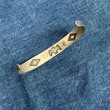 Load image into Gallery viewer, Bell Trading 1930s/40s Souvenir Thunderbird Bracelet
