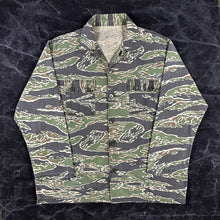 Load image into Gallery viewer, US Army Vietnam Tiger Stripe Lightweight Shirt
