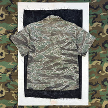 Load image into Gallery viewer, US Army &#39;Silver&quot; Tiger Stripe Shirt - US Large
