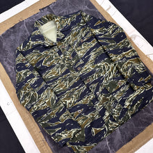 Load image into Gallery viewer, Vietnam War 1960s Thai Pattern Tiger Stripe Jacket &amp; Pants Set
