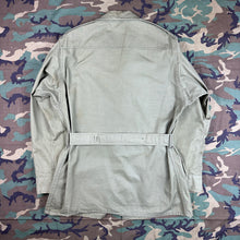 Load image into Gallery viewer, US Army Experimental Test Sample Jungle Jacket - Mint Condition
