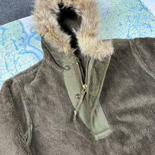 Load image into Gallery viewer, US Army 1943 &quot;Parka, Field, Cotton&quot; Cold Weather Parka - Deadstock
