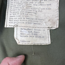 Load image into Gallery viewer, US Army M-1948 Parka Shell - Mint Condition!
