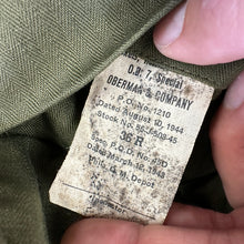 Load image into Gallery viewer, Deadstock US Army WW2 P43 HBT Fatigue Shirt
