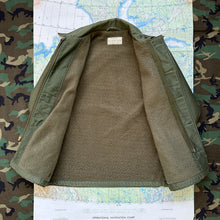 Load image into Gallery viewer, US Navy Early Contract 1962 A2 Deck Jacket - Mint Condition
