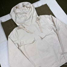Load image into Gallery viewer, US Navy WW2 Anti-Gas Parka Gunner Smock - Deadstock
