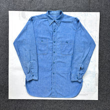 Load image into Gallery viewer, US Navy WW2 Chambray Shirt - Mint Condition
