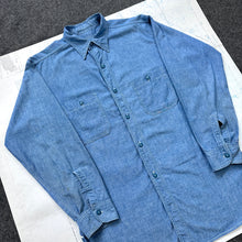 Load image into Gallery viewer, US Navy WW2 Chambray Shirt - Mint Condition
