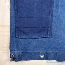 Load image into Gallery viewer, US Navy WW2 Denim Dungaree Pants Size 33 - Mint Condition
