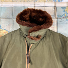 Load image into Gallery viewer, USAAF WW2 B-15 Flight Jacket - Mint Condition
