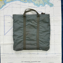 Load image into Gallery viewer, USAF 1950s Helmet Bag
