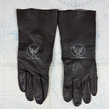 Load image into Gallery viewer, USAF Leather B3A Flight Gloves Deadstock
