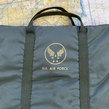 Load image into Gallery viewer, USAF 1950s Helmet Bag
