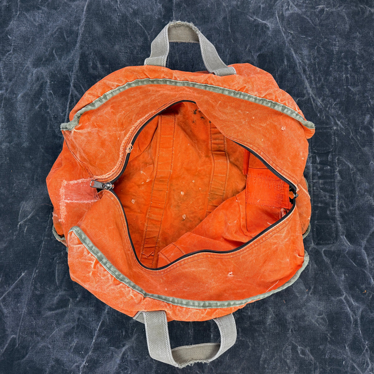 United States Antarctic Program Canvas Boomerang Bag
